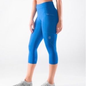 Virus Intl Compression Crop XL